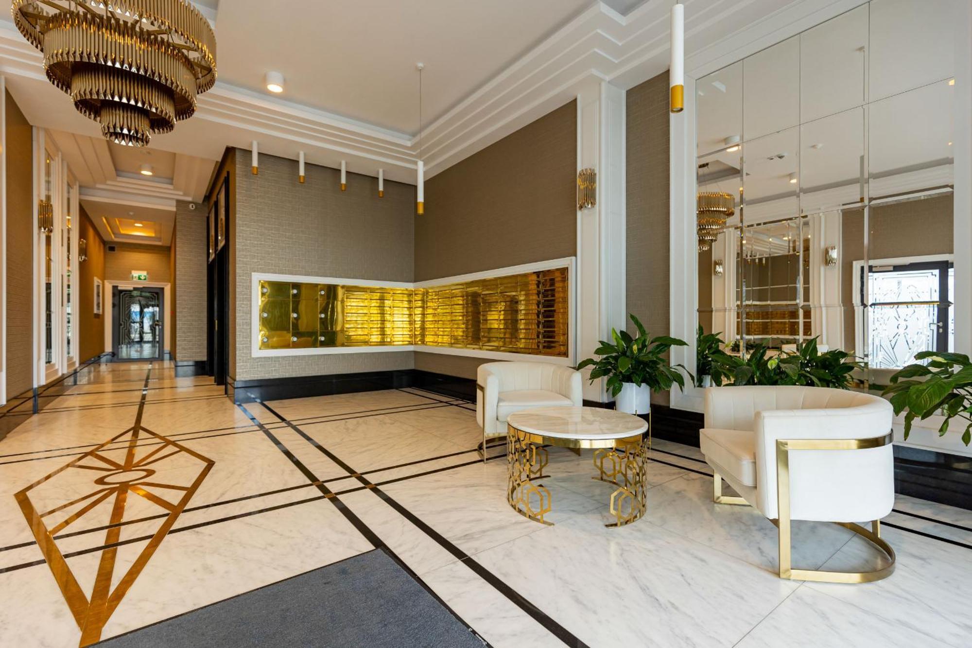 Art Deco Apartment Mokotow With Parking & Gym By Renters Prestige Varsó Kültér fotó
